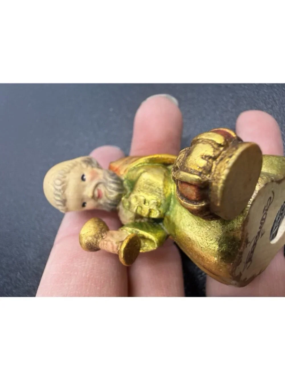 Vintage Anri Juan Ferrandiz 3” Carved Wood Nativity Wiseman Melchior Kneeling